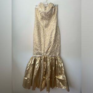 ⚠️ Clearance Long gold strapless dress